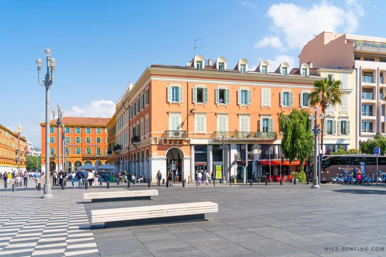 Renting - 13 Massena - Live A Dream Luxury Loft - Place Massena Nizza